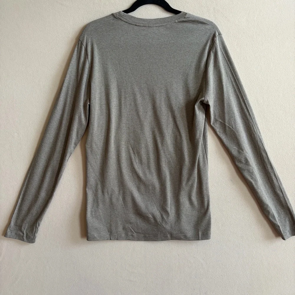 Banana Republic NWT Luxe‎ Touch Performance Long Sleeve Tee Taupe Small Cotton